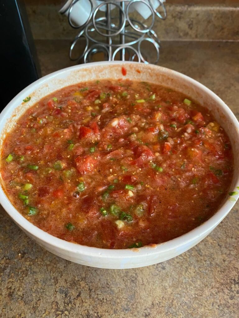 Fresh and vibrant Easy Tomato Salsa – a perfect blend of tomatoes, onions, cilantro, and lime for a burst of flavor in every bite!